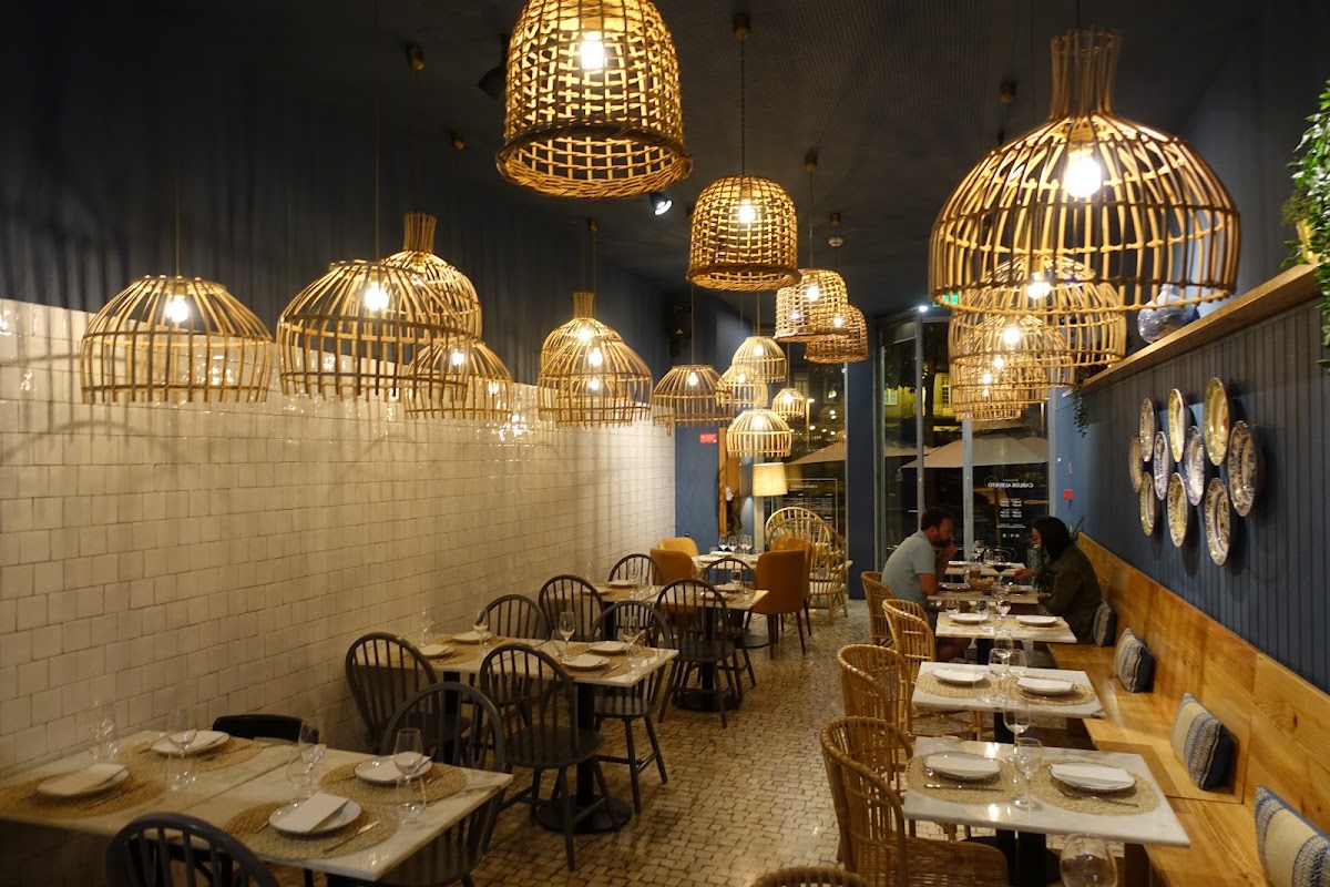 Moustache — café photo 1
