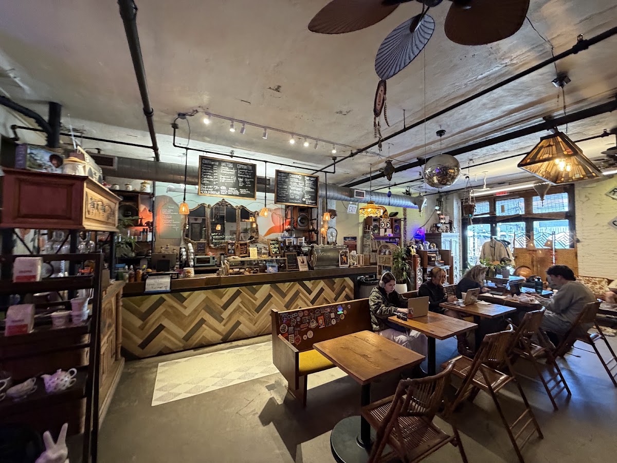 Crossroads Cafe — café photo 3
