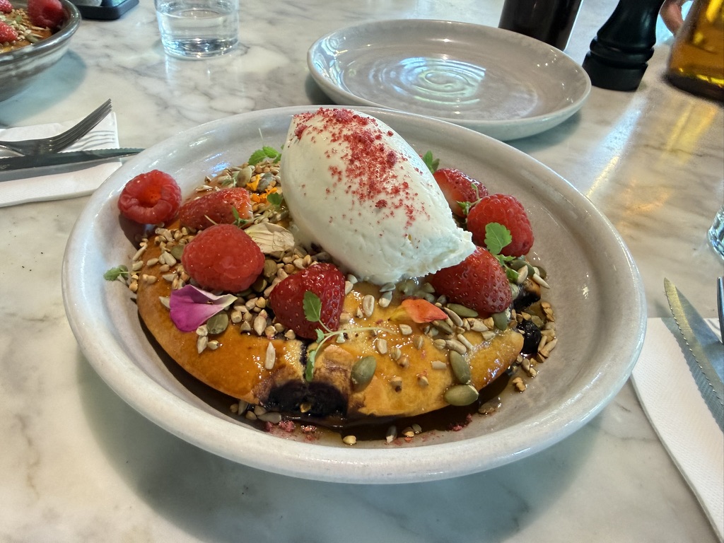 Top Paddock — café photo 5