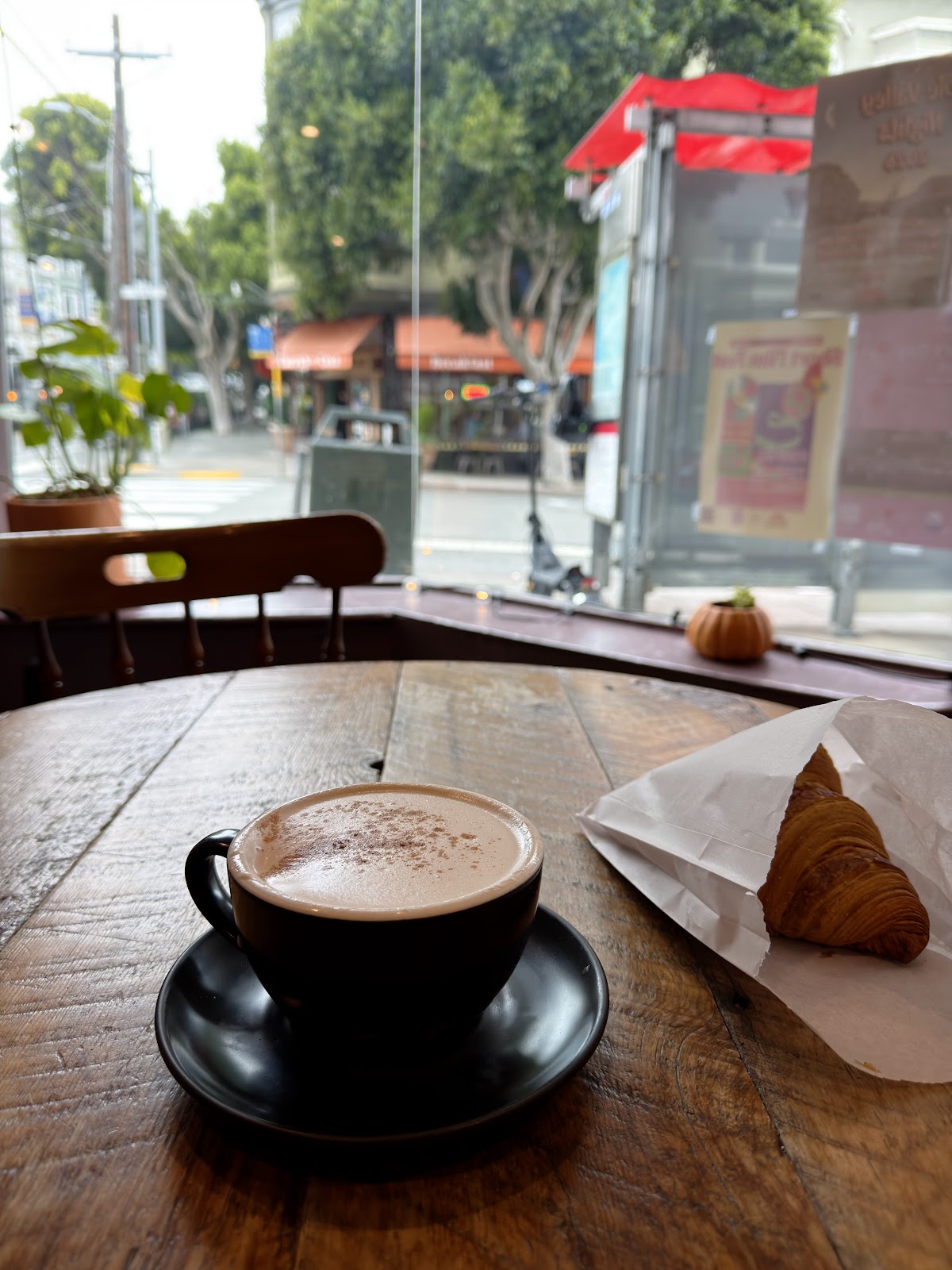 Wooden Coffeebar — café photo 3