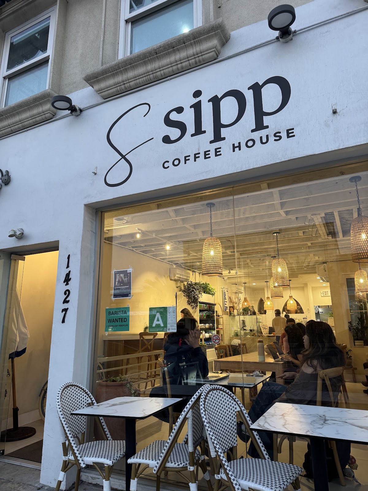 SIPP COFFEE HOUSE — café photo 4