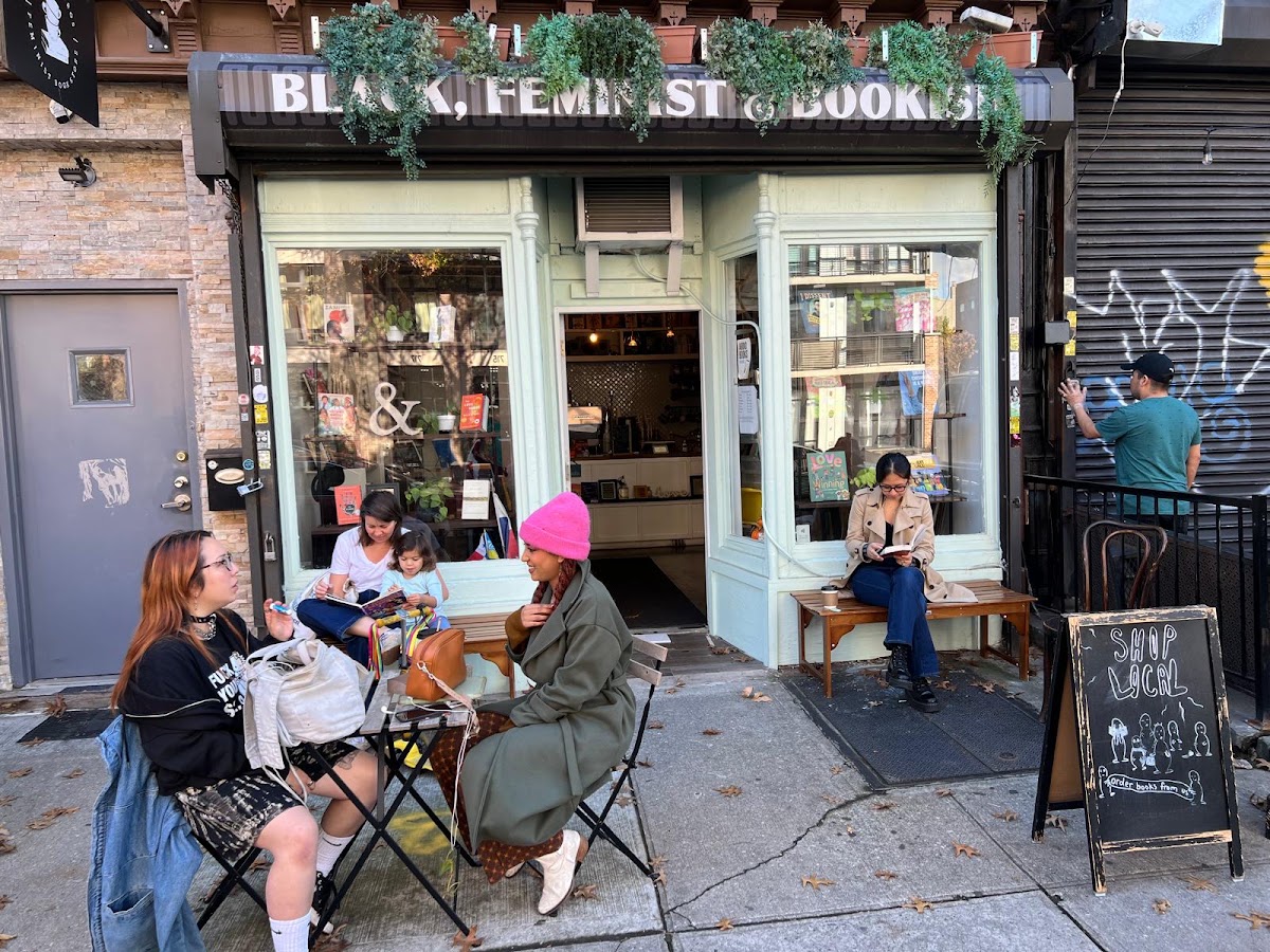Cafe con Libros — café photo 3