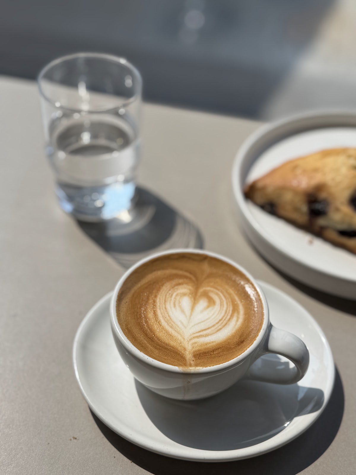 Blue Bottle Coffee IL 60611 — café photo 2