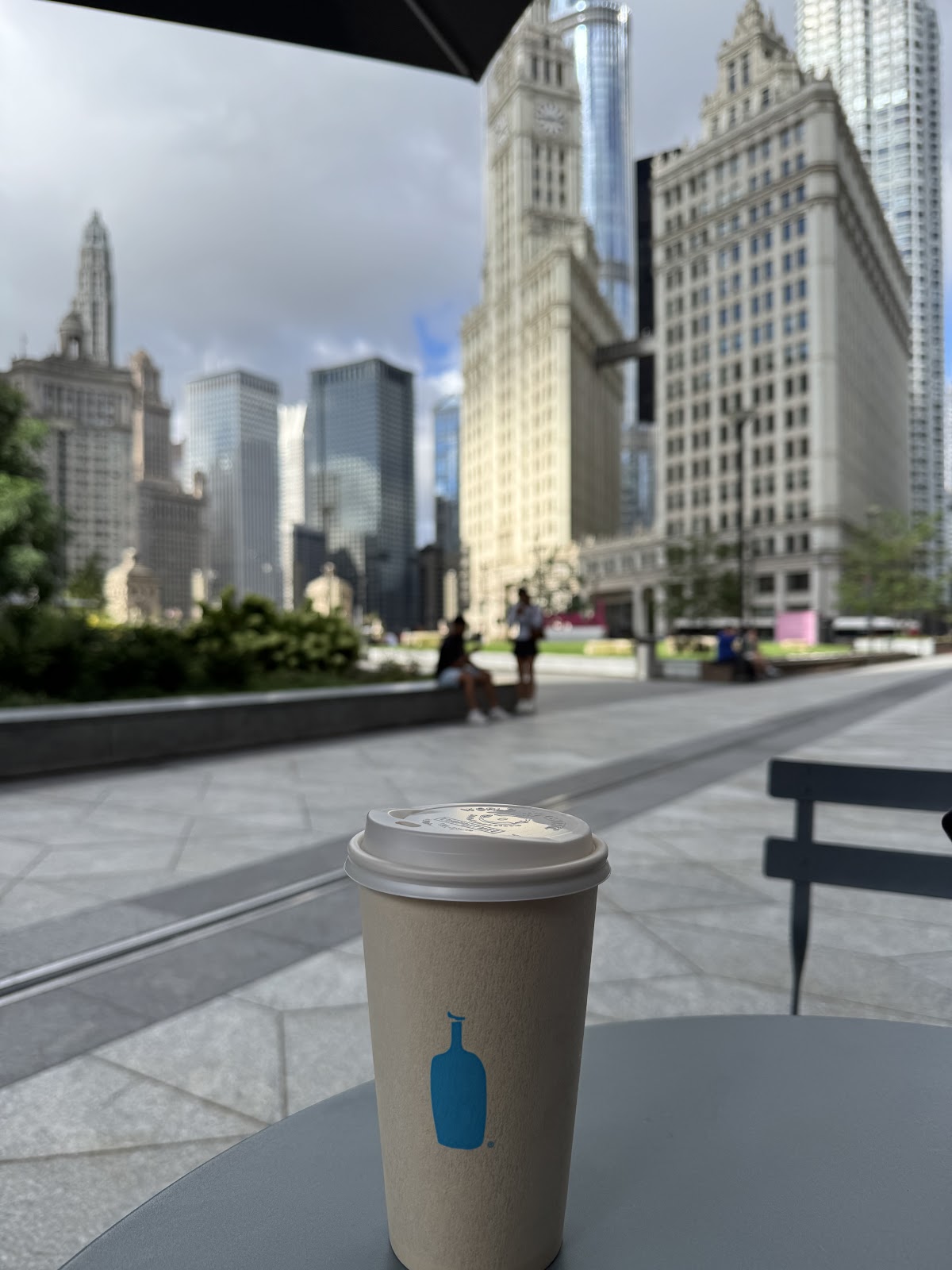Blue Bottle Coffee IL 60611 — café photo 4