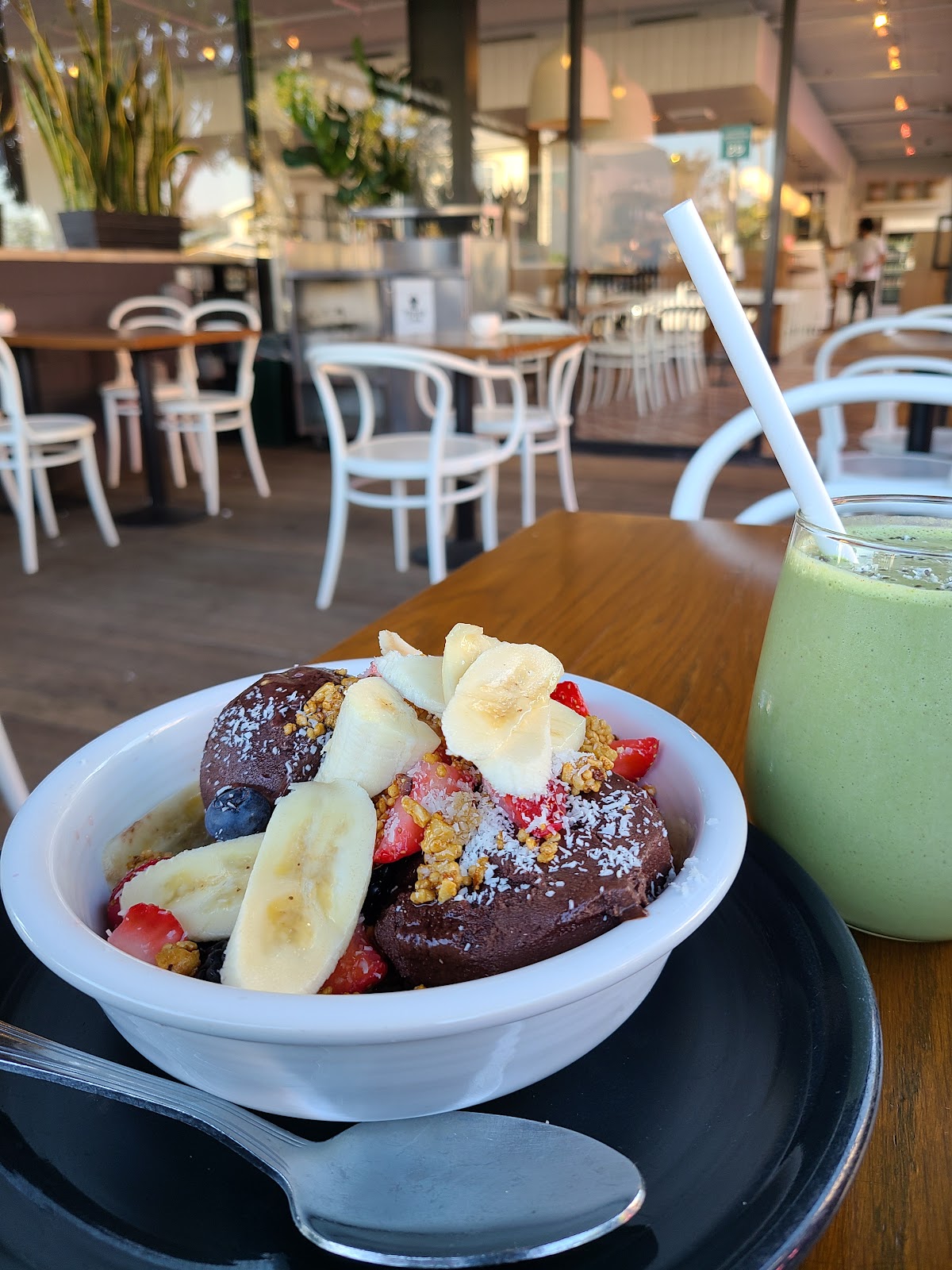 Cafe Gratitude Larchmont — café photo 2