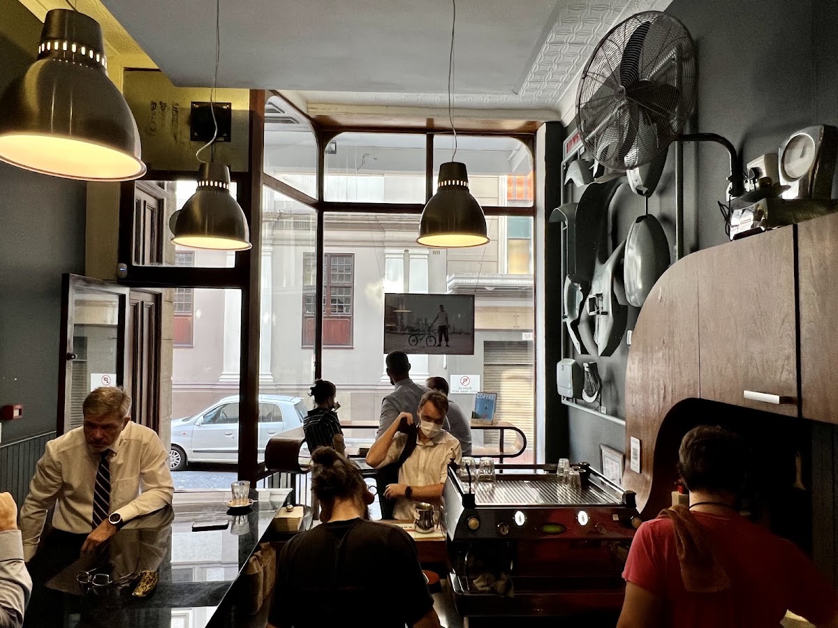 Deluxe Coffeeworks — café photo 3
