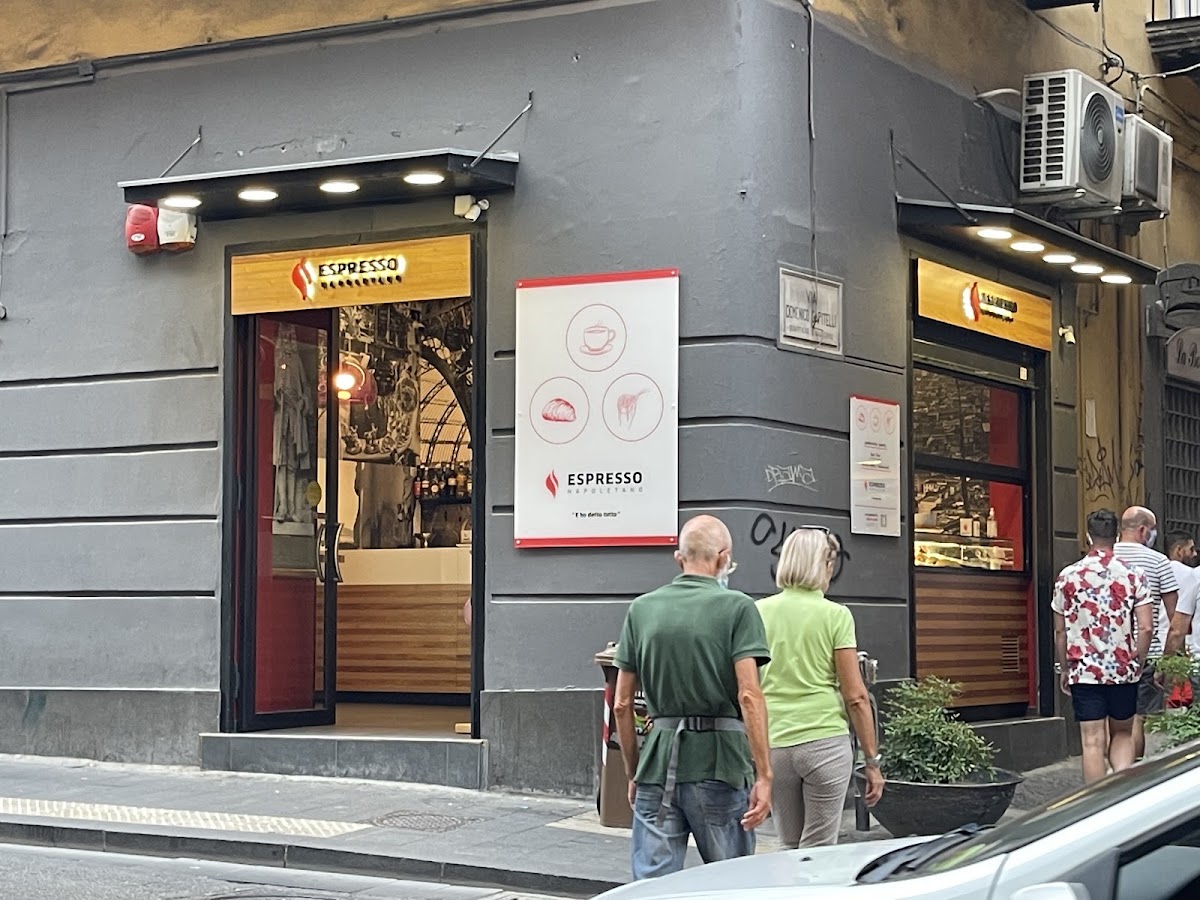 Spaccanapoli Espresso — café photo 1