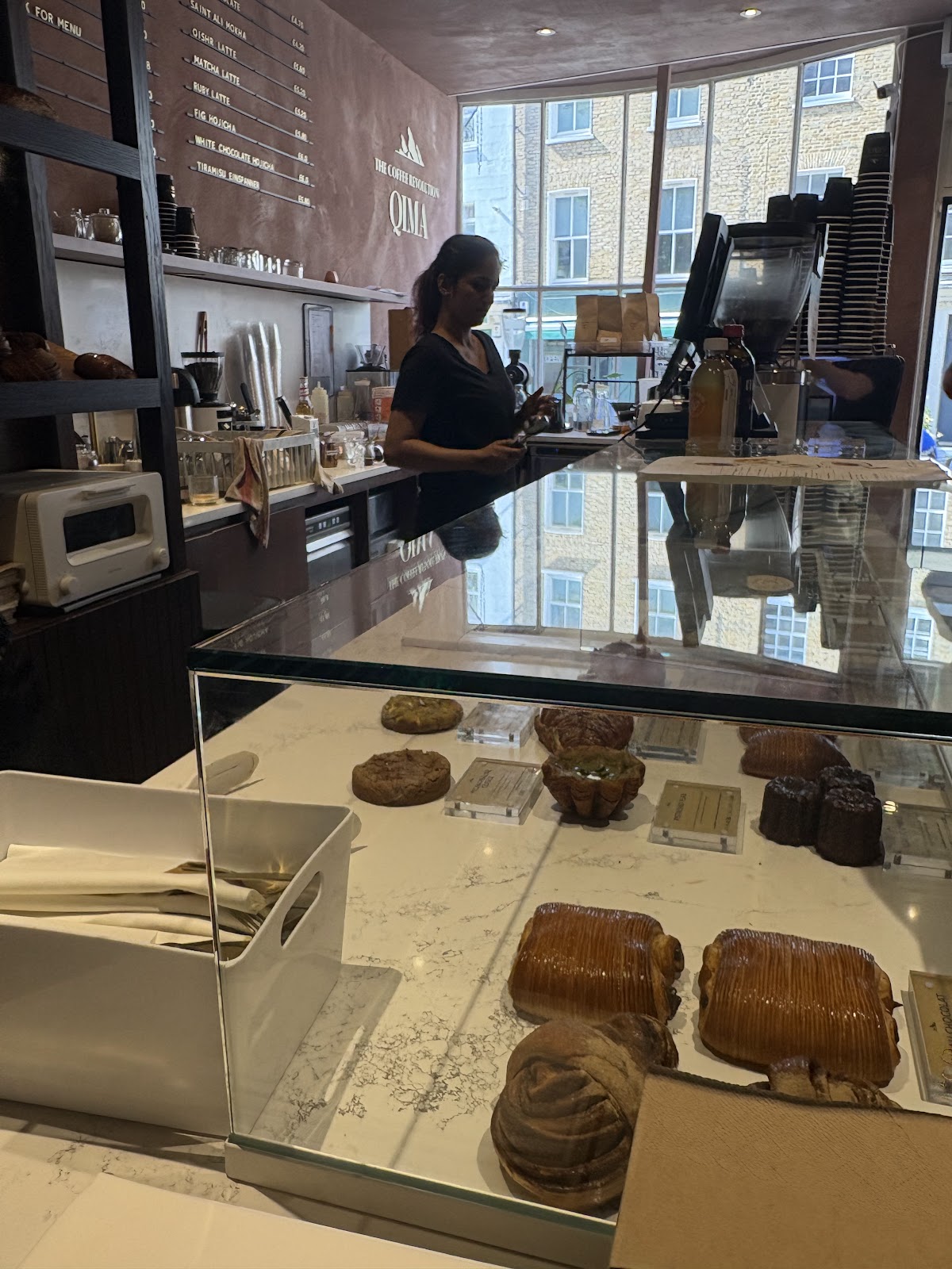 Qima Café and Pâtisserie - Fitzrovia — café photo 5