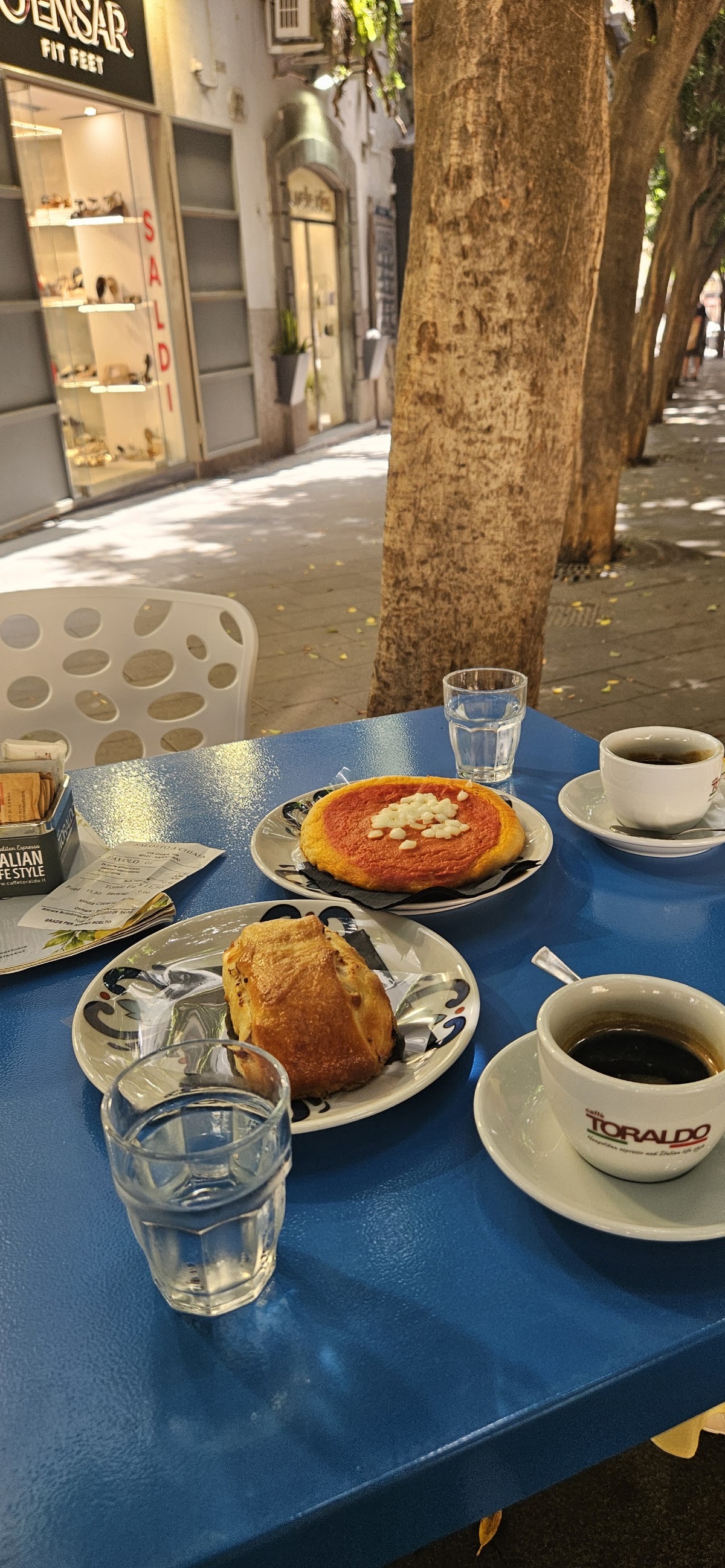 Salotto Coffee Bar — café photo 2