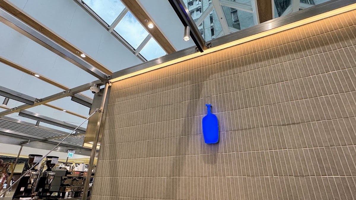 Blue Bottle Coffee Tai Koo Shing Rd — café photo 6