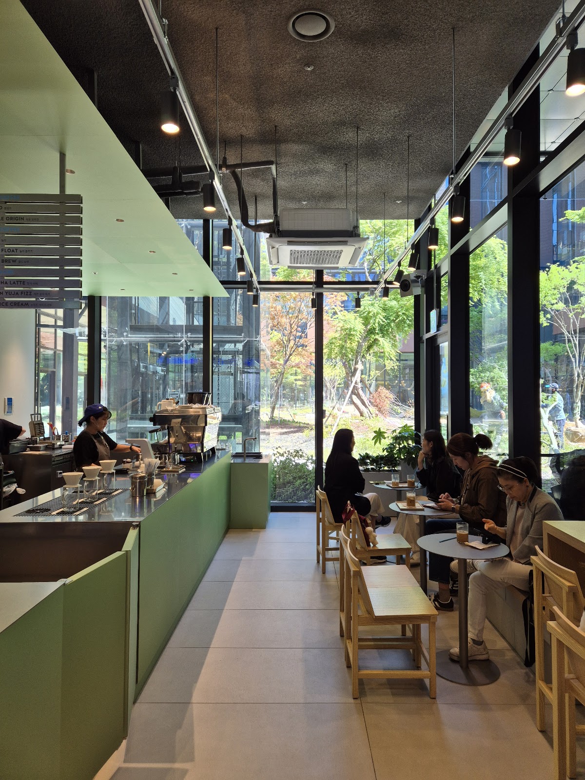 Blue Bottle Coffee Gangseo-gu — café photo 3