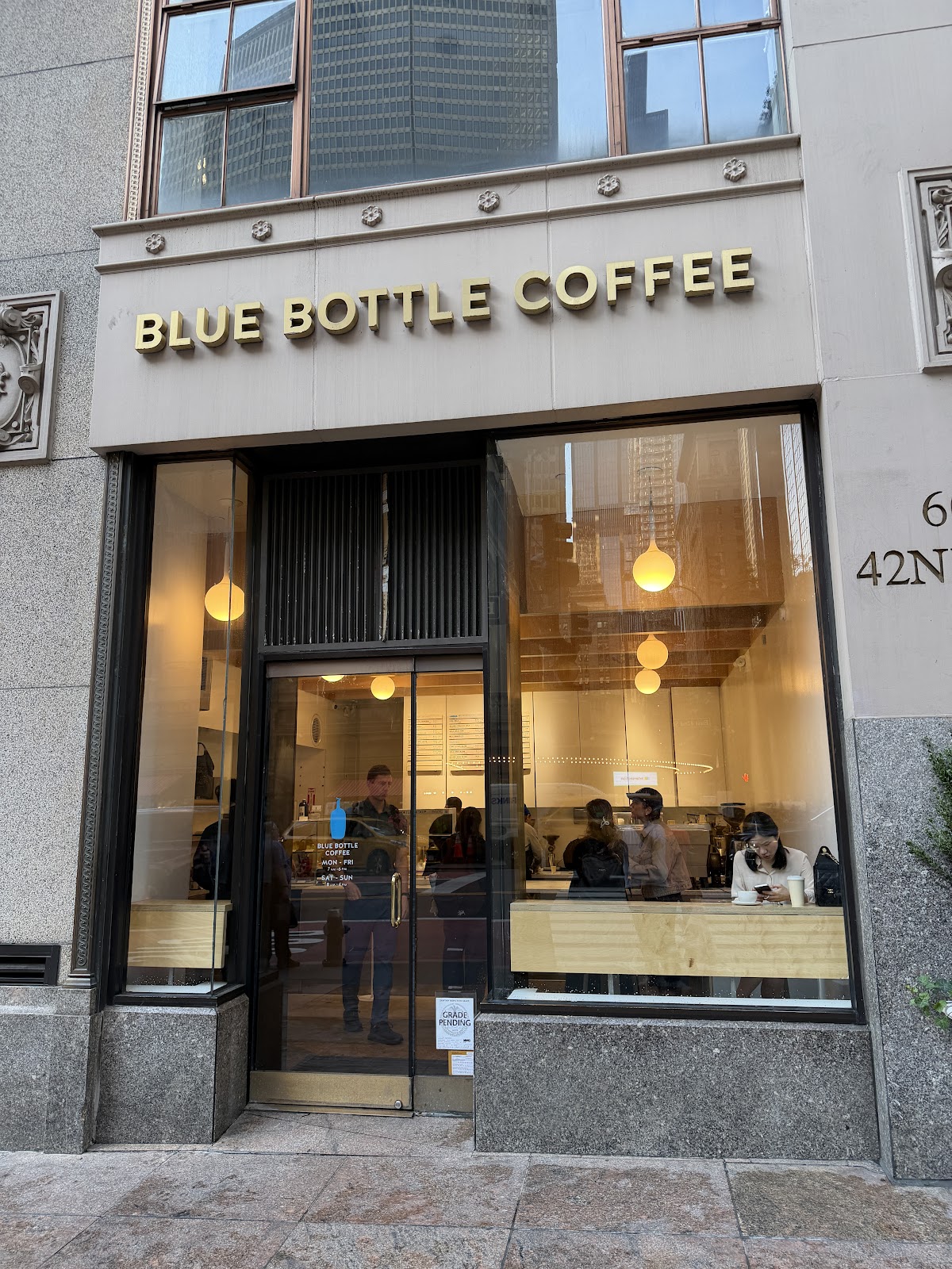 Blue Bottle Coffee NY 10165 — café photo 1