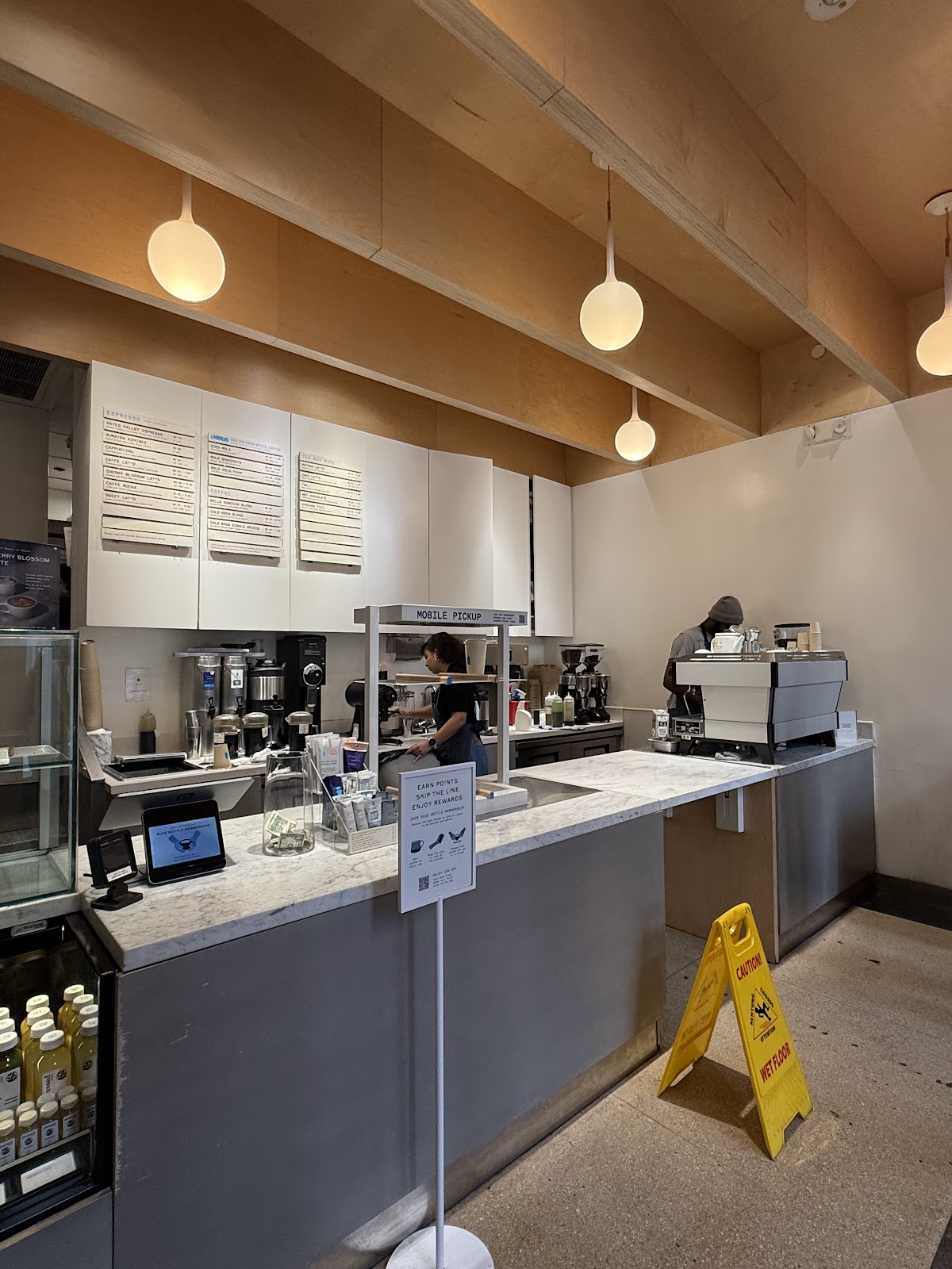 Blue Bottle Coffee NY 10165 — café photo 4