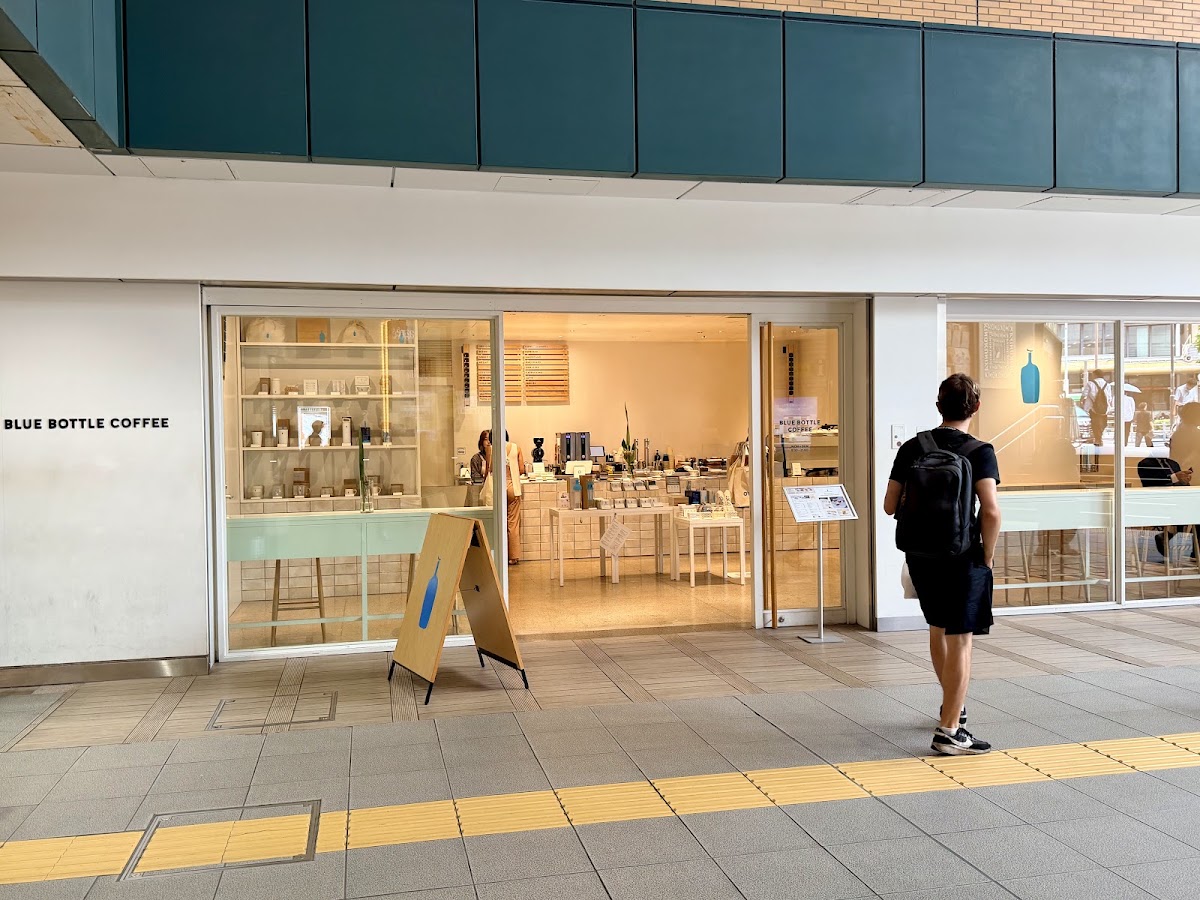 Blue Bottle Coffee Shibuya — café photo 2