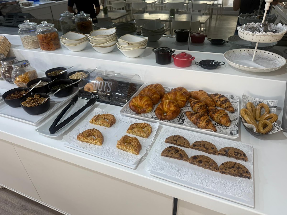 Banus Coffee Club — café photo 3