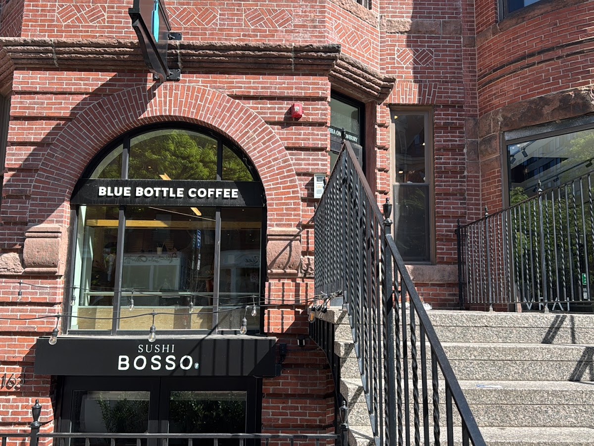 Blue Bottle Coffee MA 02116 — café photo 4