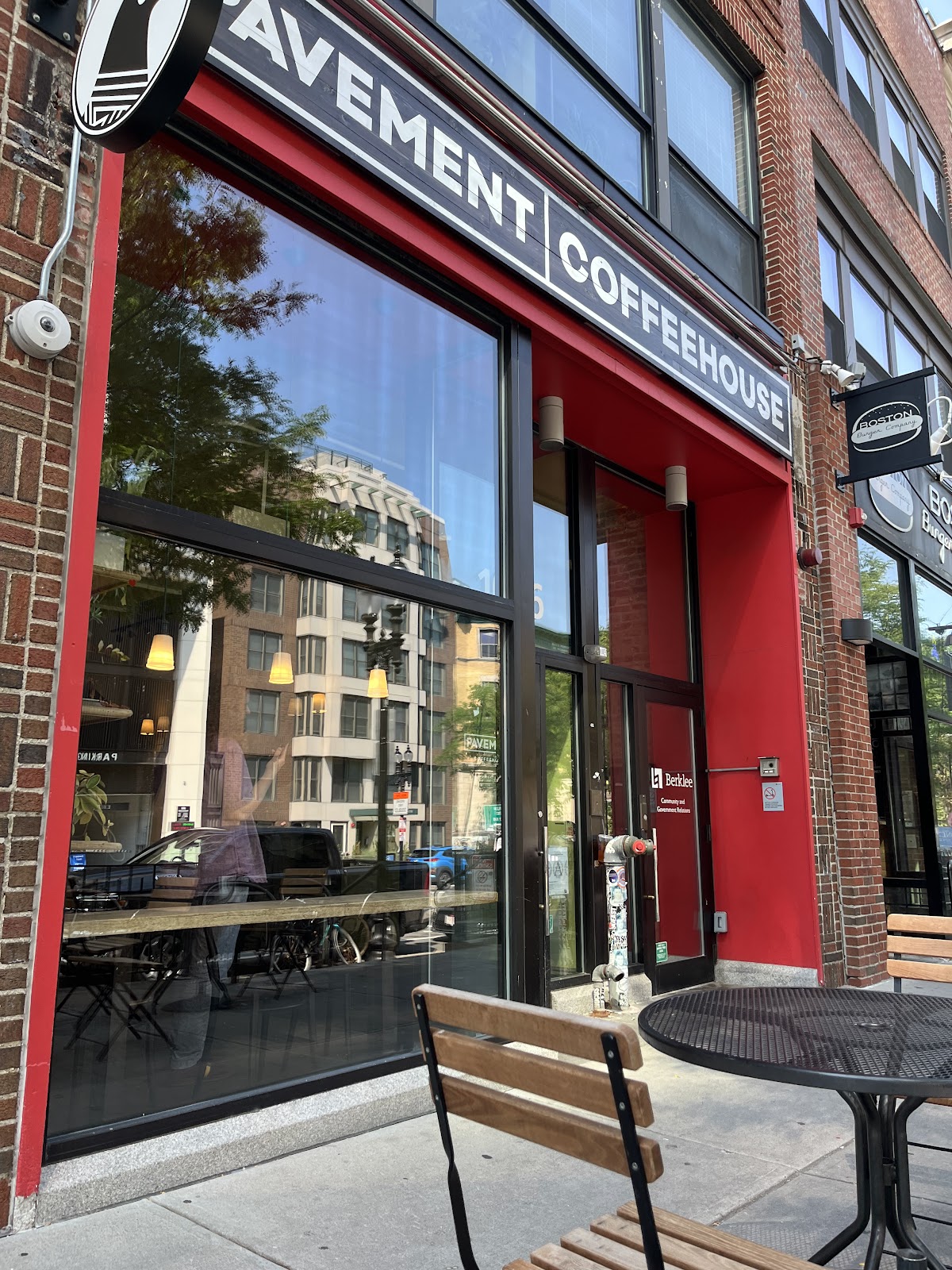 Pavement Coffeehouse Boylston — café photo 4