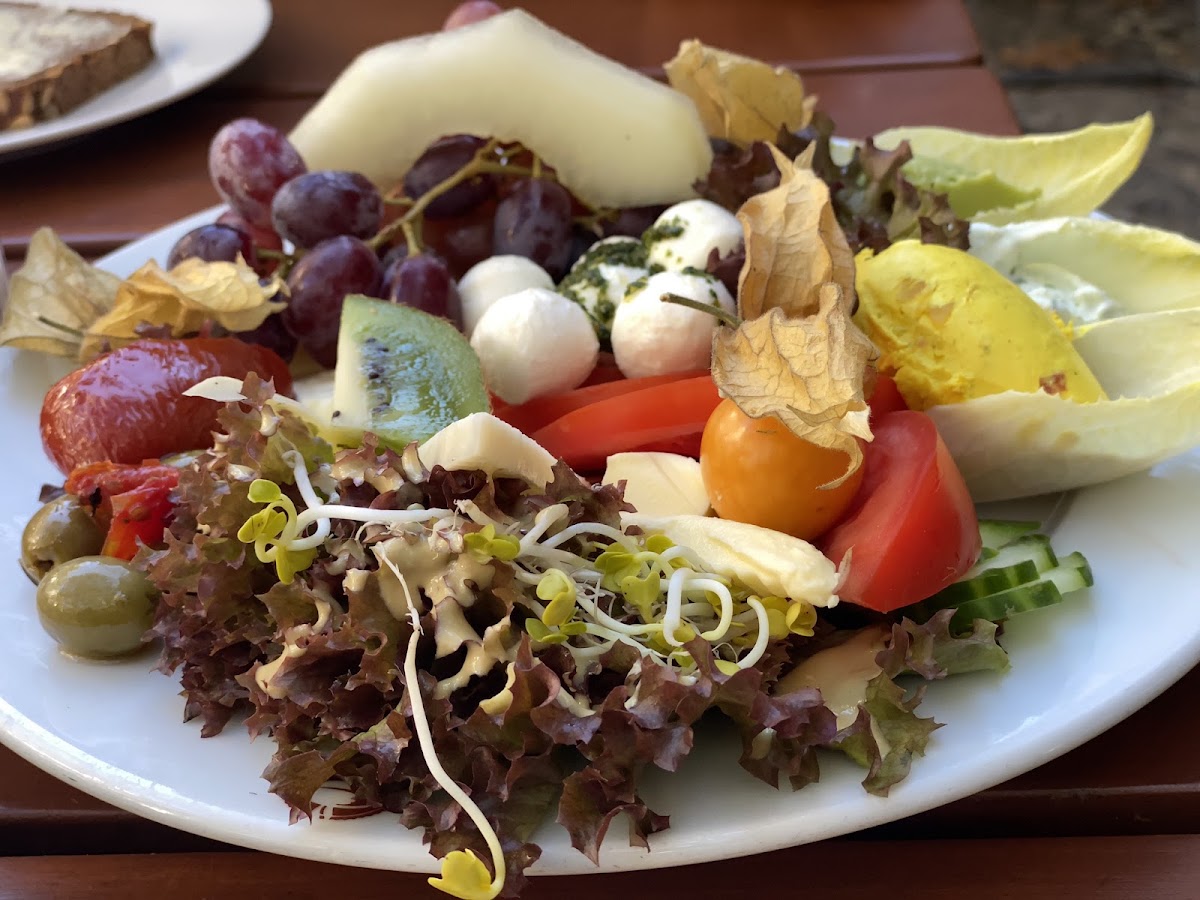 Sowohl als Auch — café photo 6