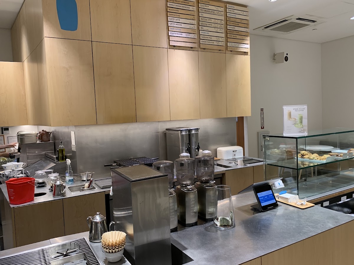 Blue Bottle Coffee Cambridge — café photo 5