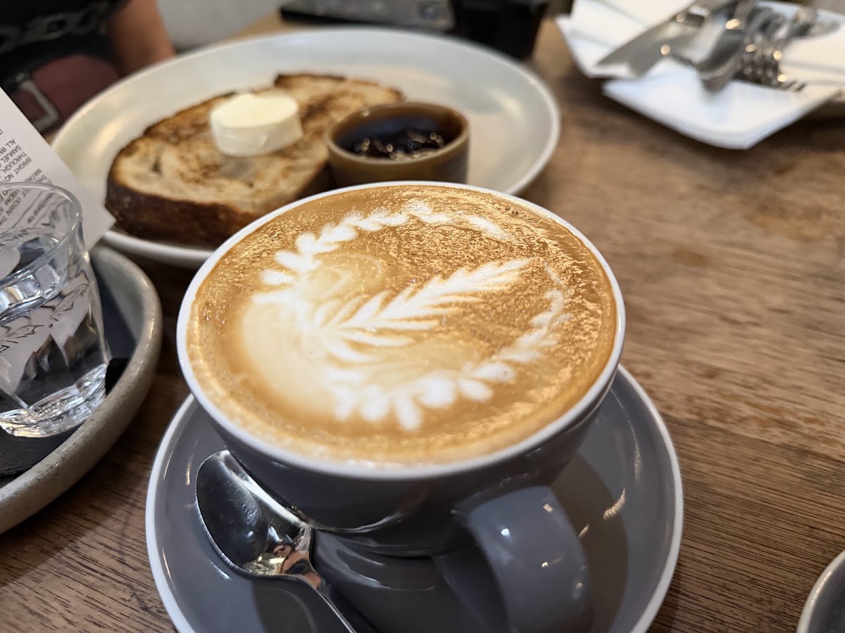 Reuben Hills — café photo 4