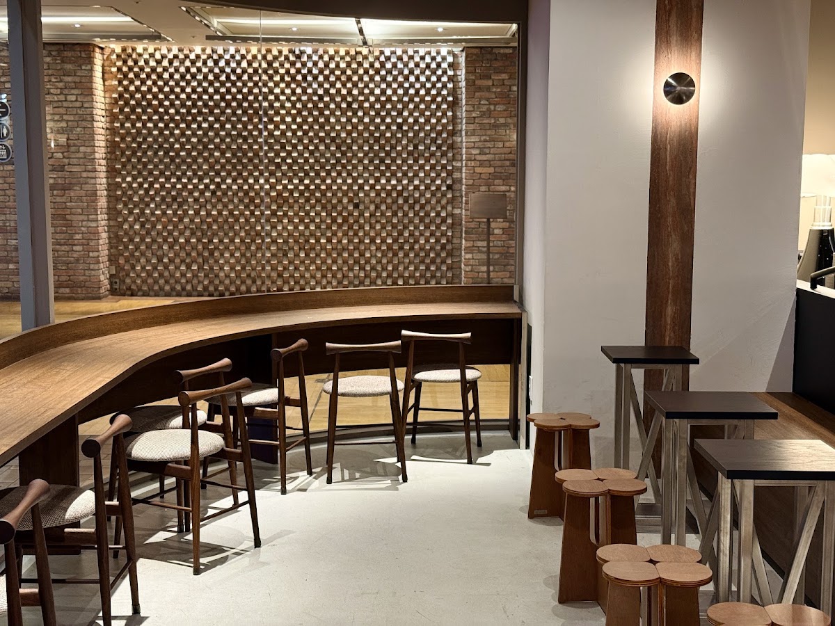 Center Coffee Seongsu — café photo 2