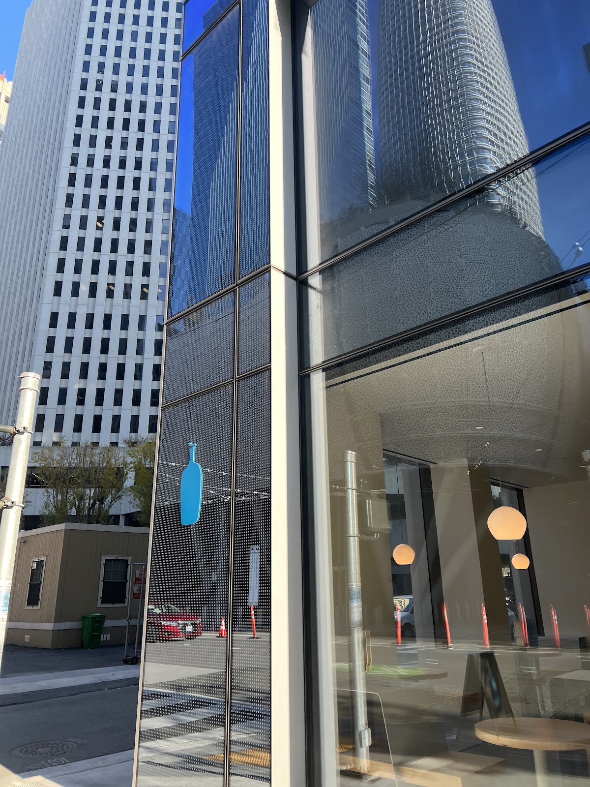 Blue Bottle Coffee CA 94105 — café photo 6