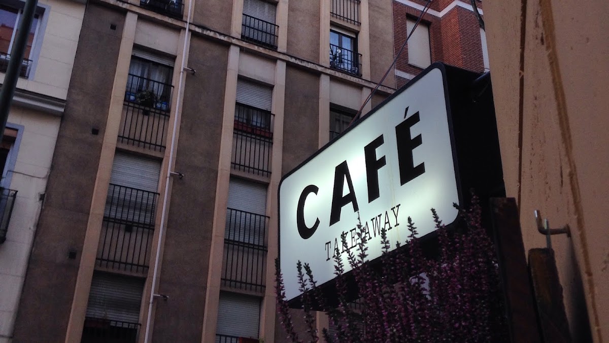 Santa Kafeína — café photo 2