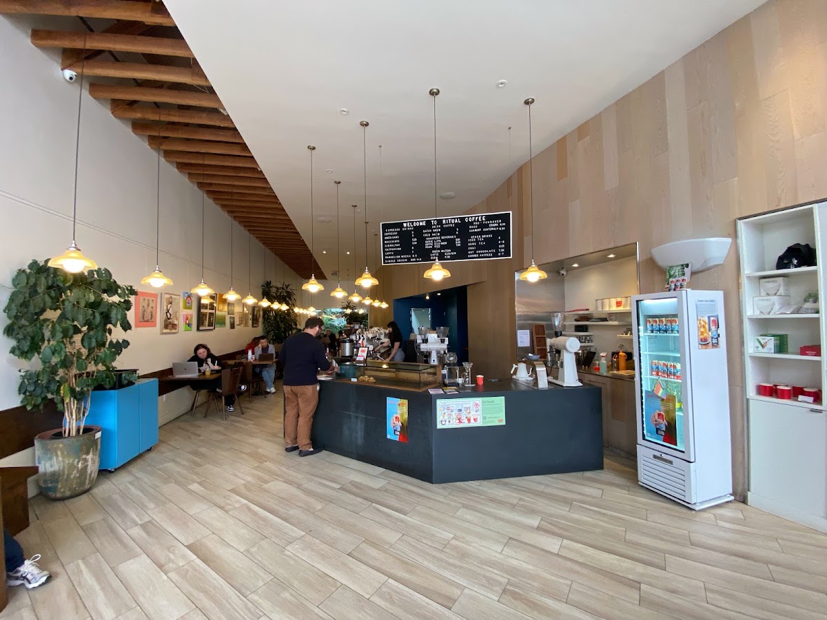 Ritual Coffee Roasters Flora Grubb — café photo 4