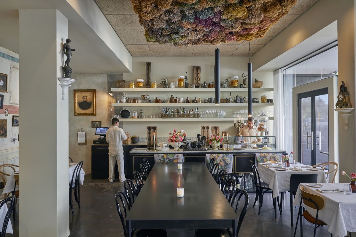 Hemelhuijs — café photo 1