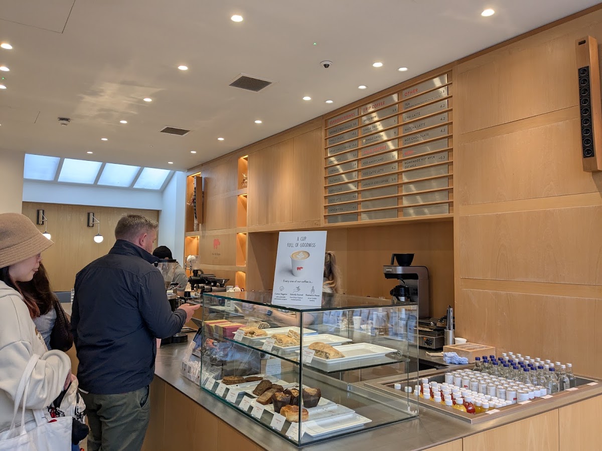 Kiss the Hippo Coffee — café photo 6