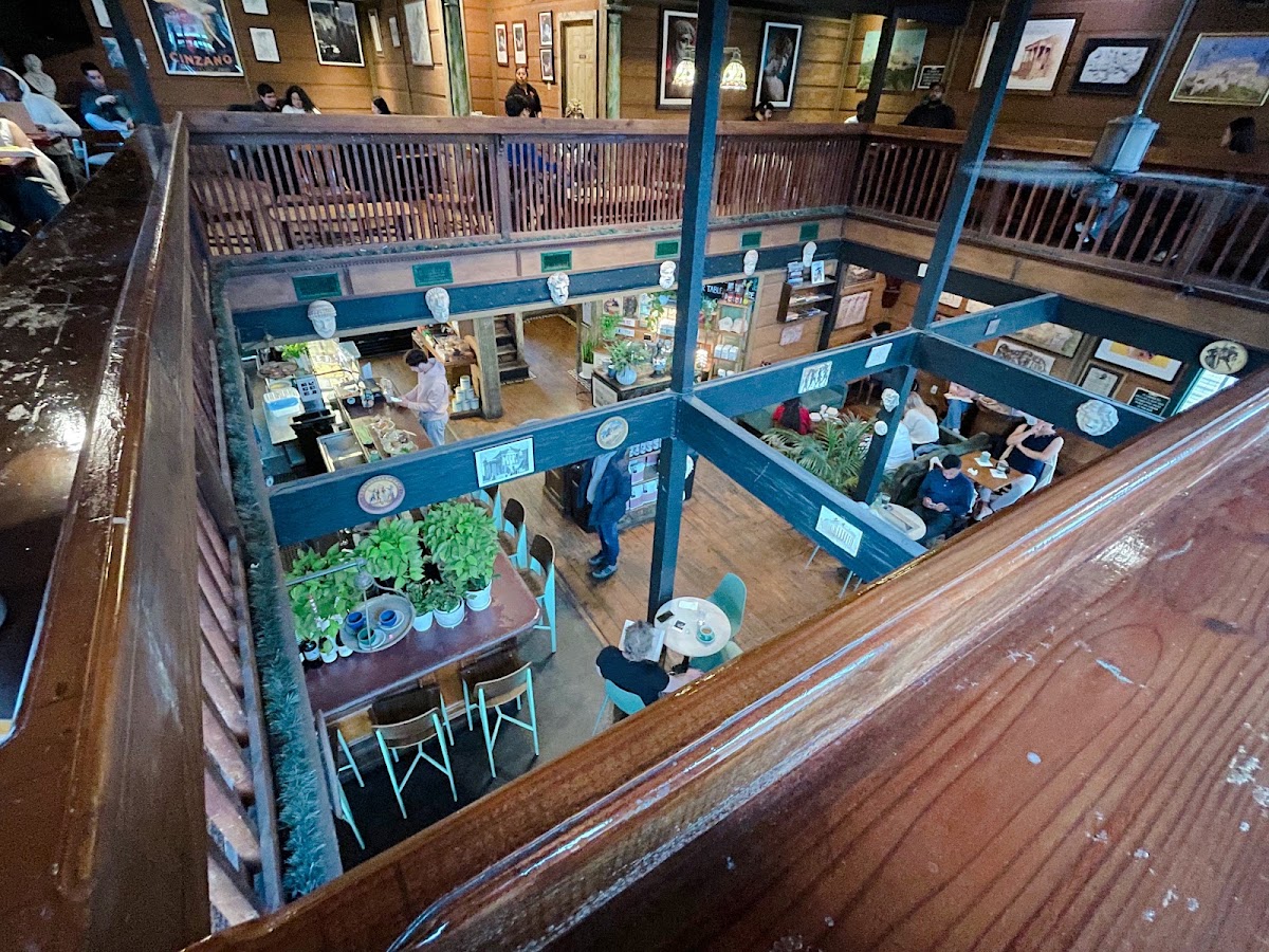Agora — café photo 4
