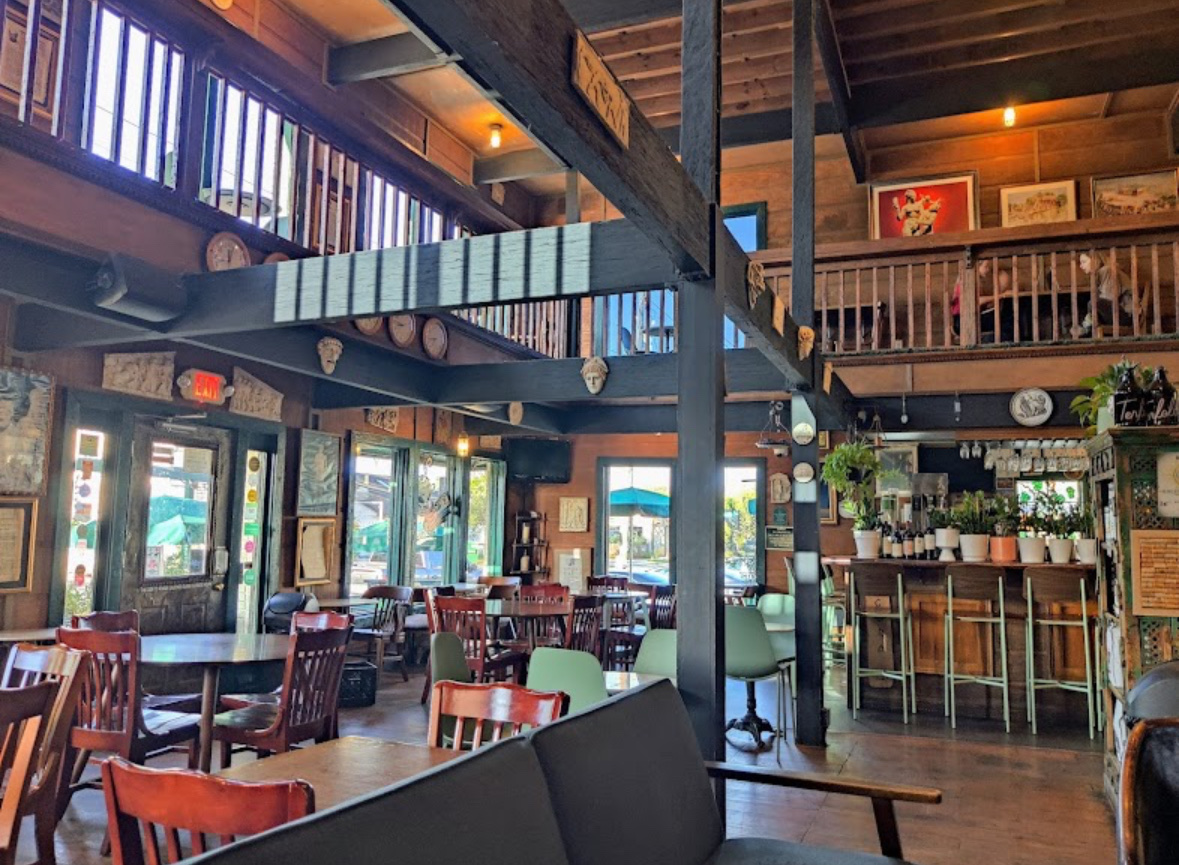 Agora — café photo 5