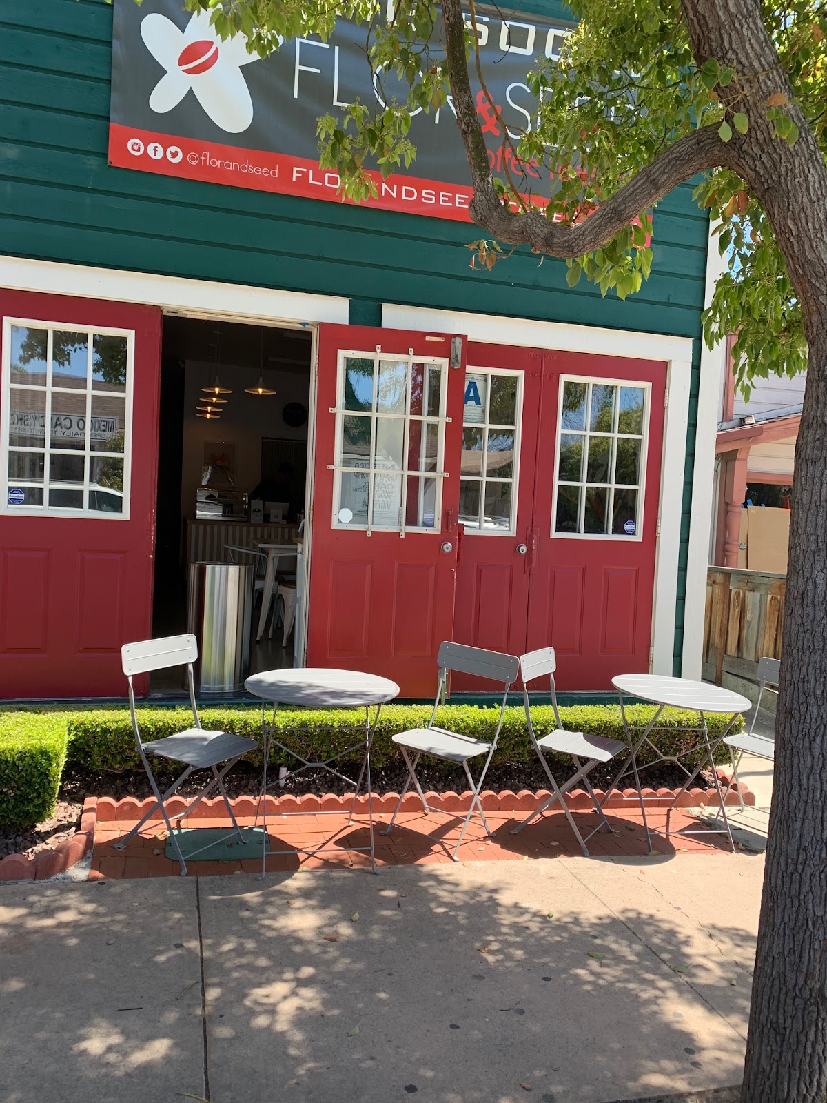 Flor and Seed Coffee Roasters — café photo 1
