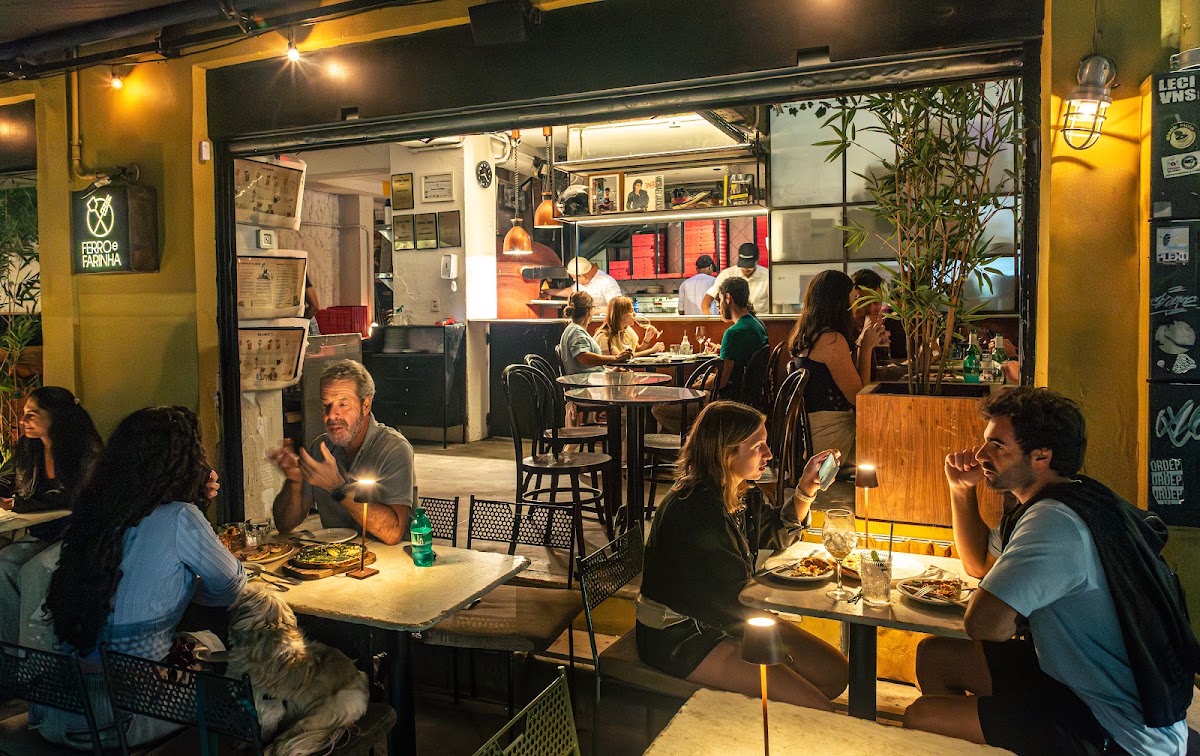 Ferro e Farinha Café — café photo 1