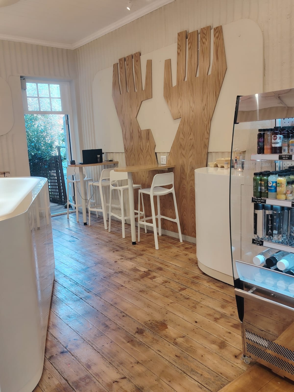 Motherland Coffee Gardens — café photo 3