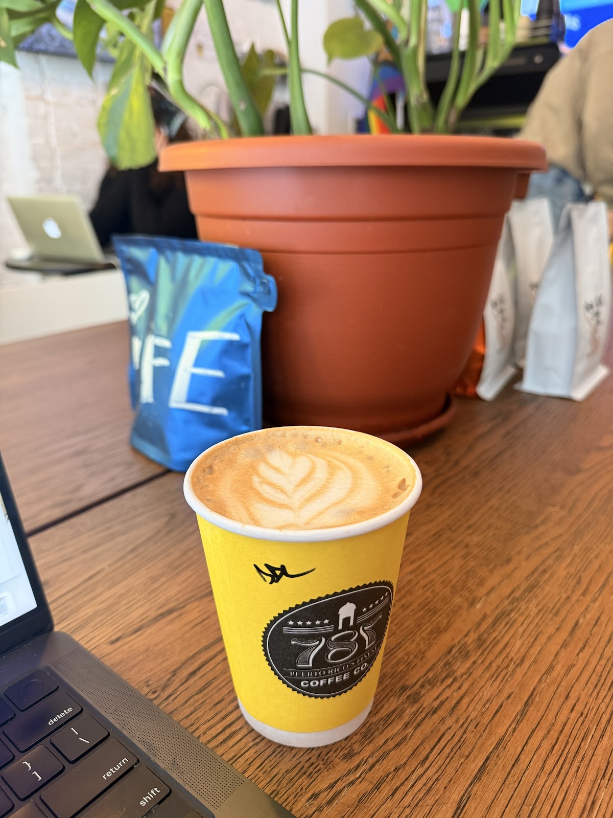 787 Coffee — café photo 4