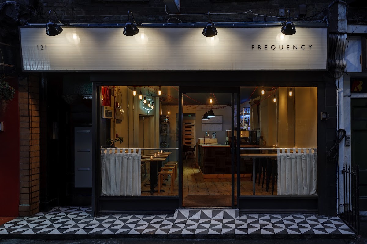 Frequency Coffee Kings Cross — café photo 1