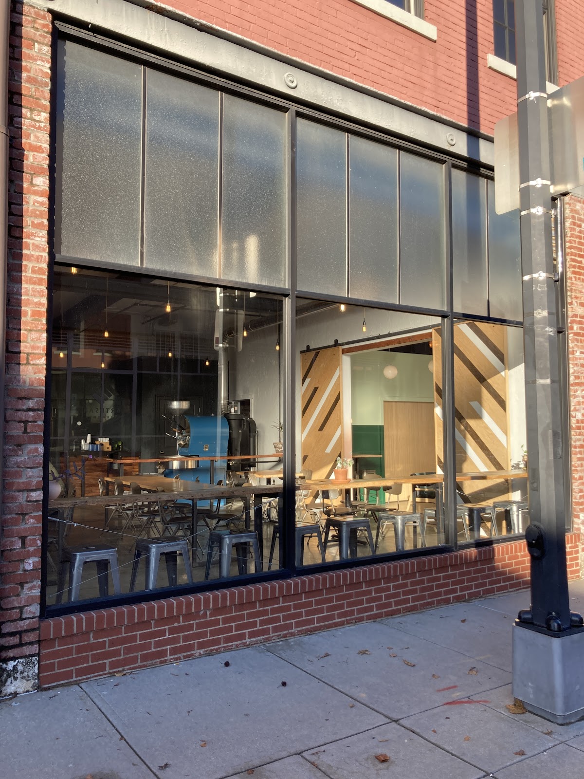 Kingdom Coffee — café photo 1