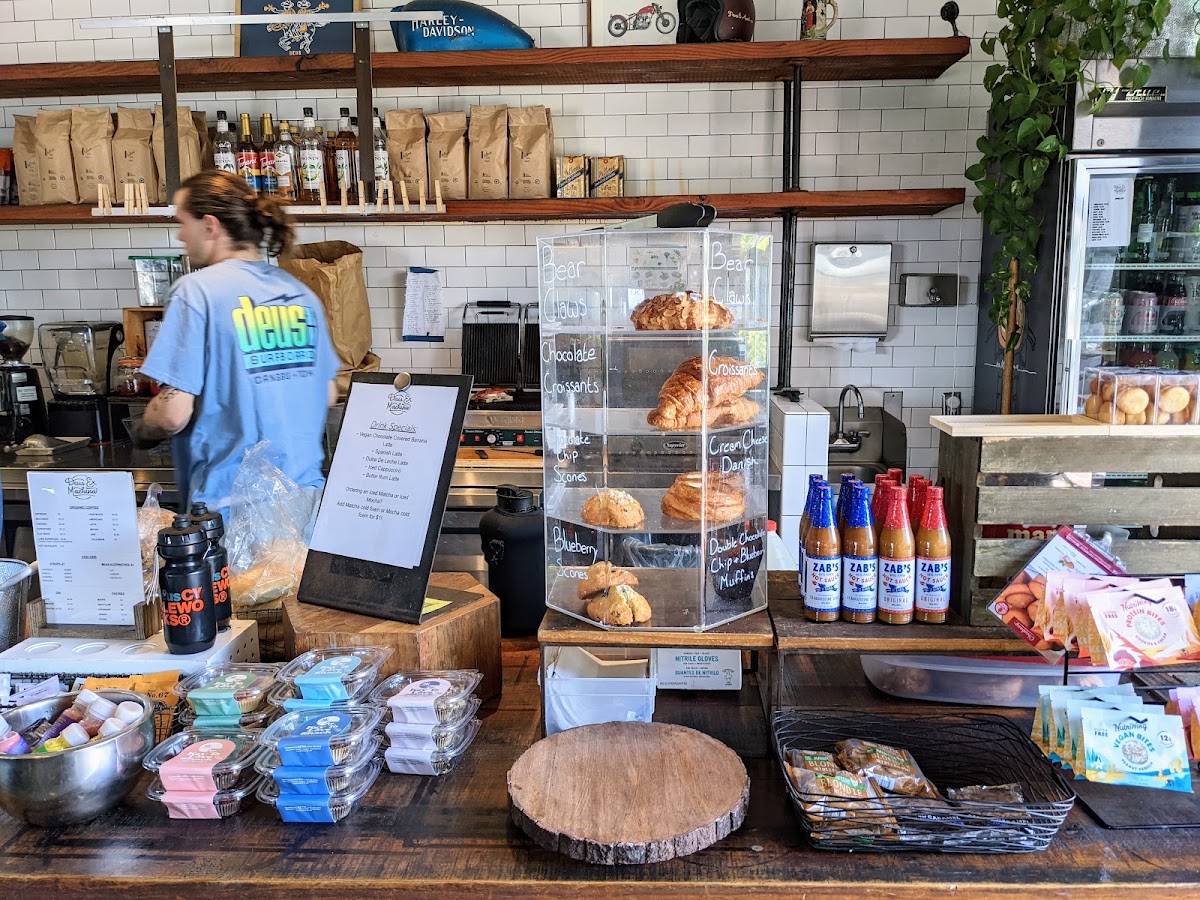 Deus Ex Machina Venice — café photo 4