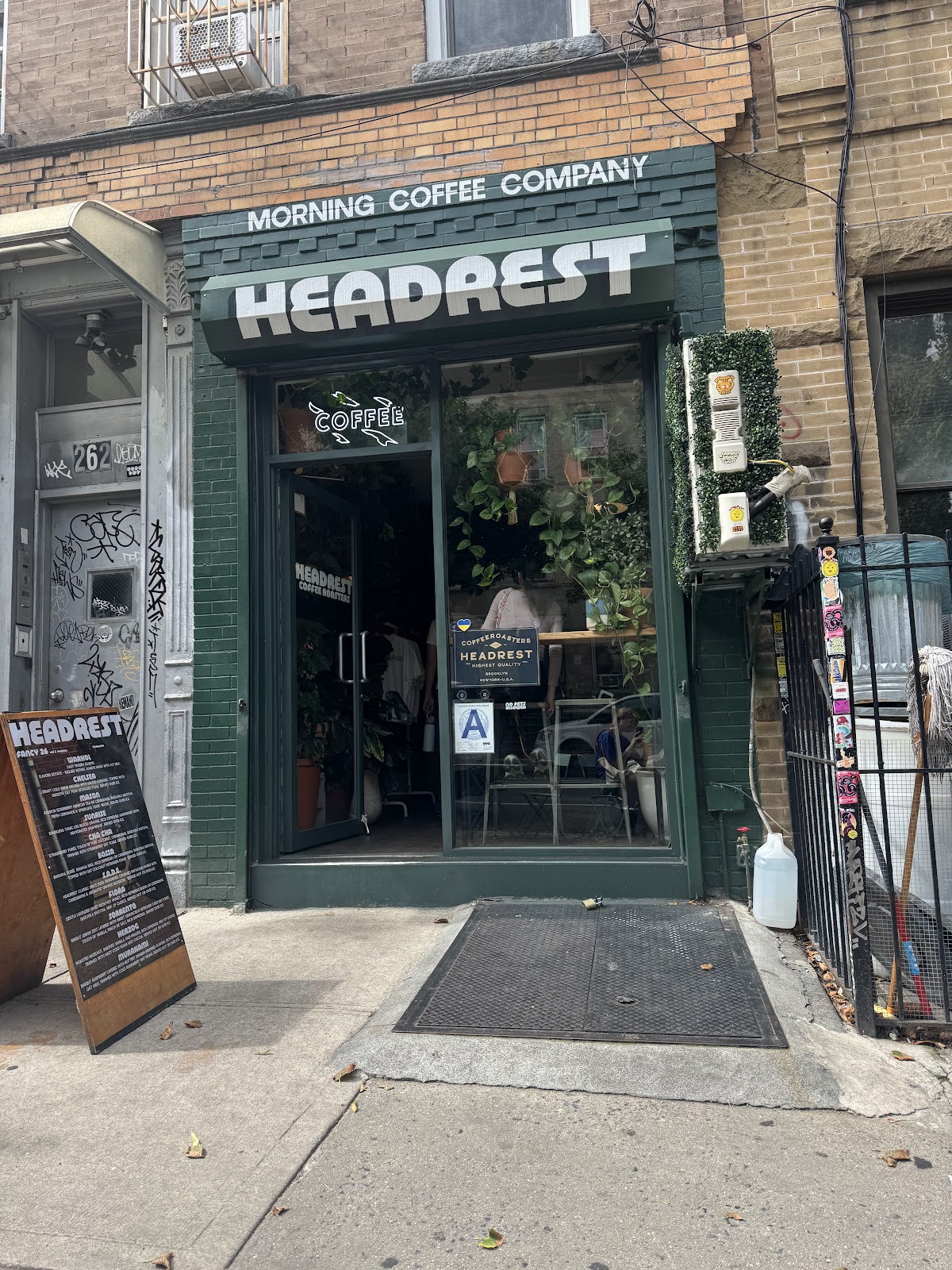 HEADREST COFFEE — café photo 4
