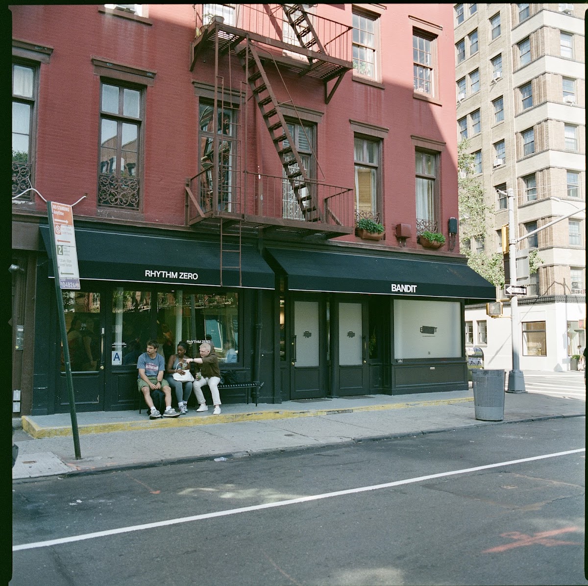 RHYTHM ZERO | WEST VILLAGE — café photo 5