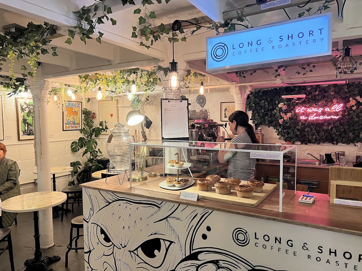 LONG & SHORT — café photo 5