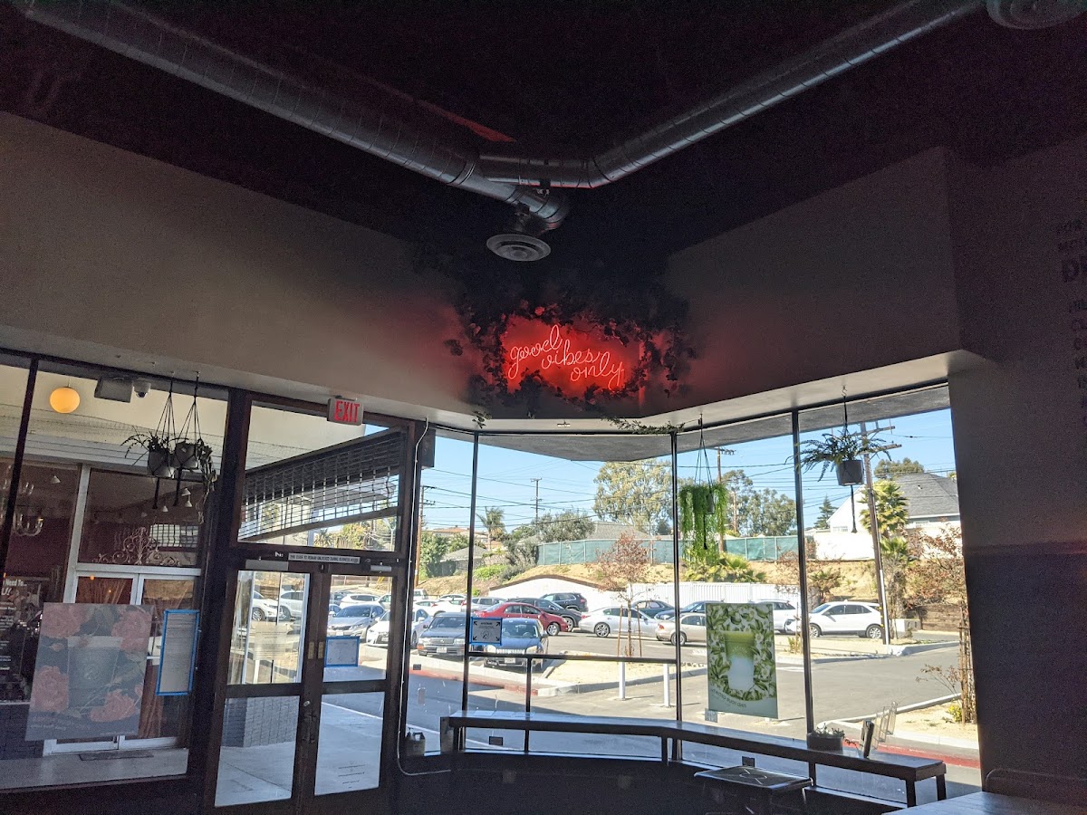 Hilltop Coffee + Kitchen — café photo 6