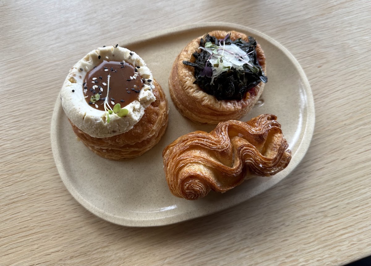 Loba Pastry + Coffee — café photo 6
