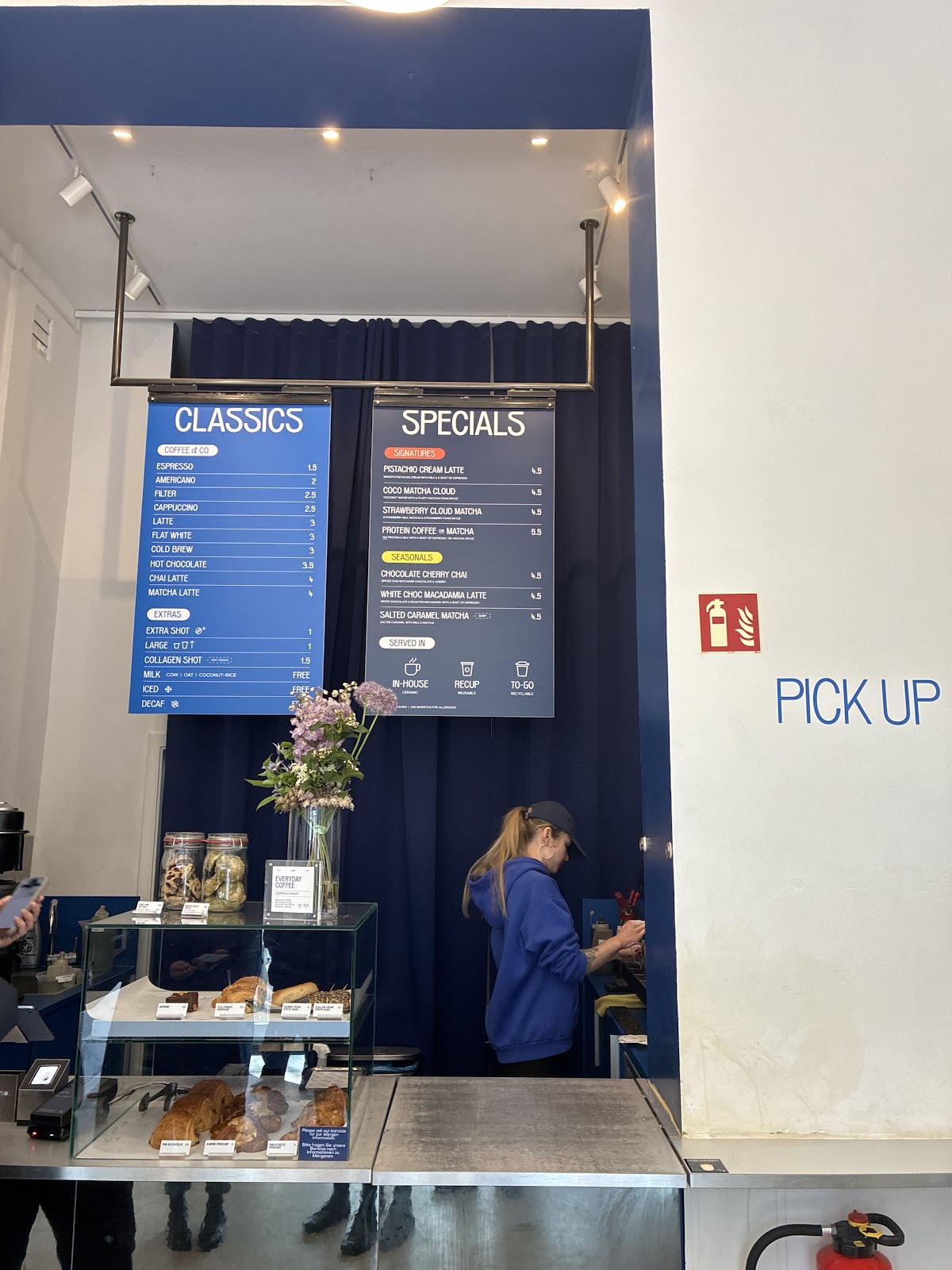 Mano Coffee — café photo 5