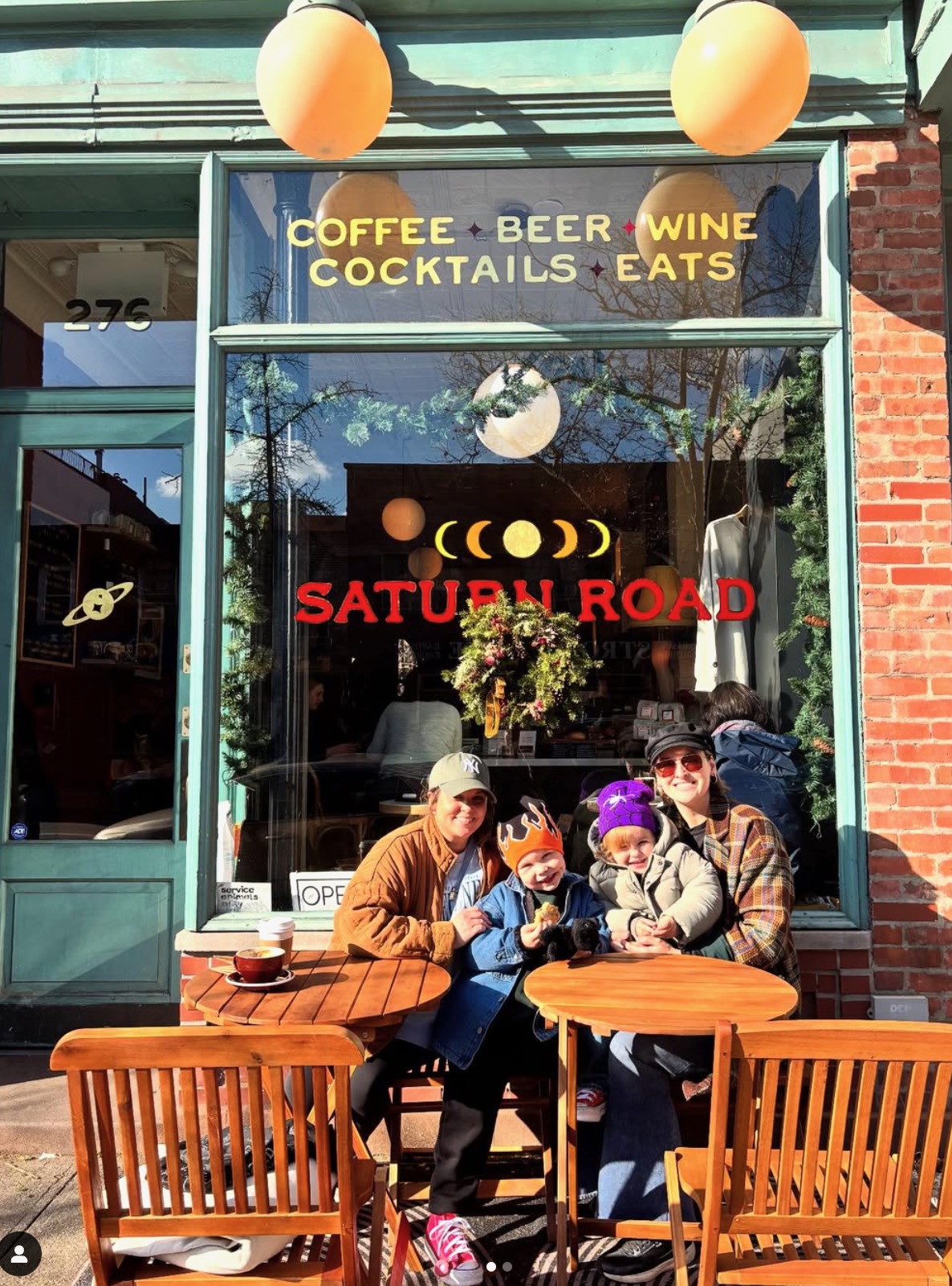 Saturn Road — café photo 1