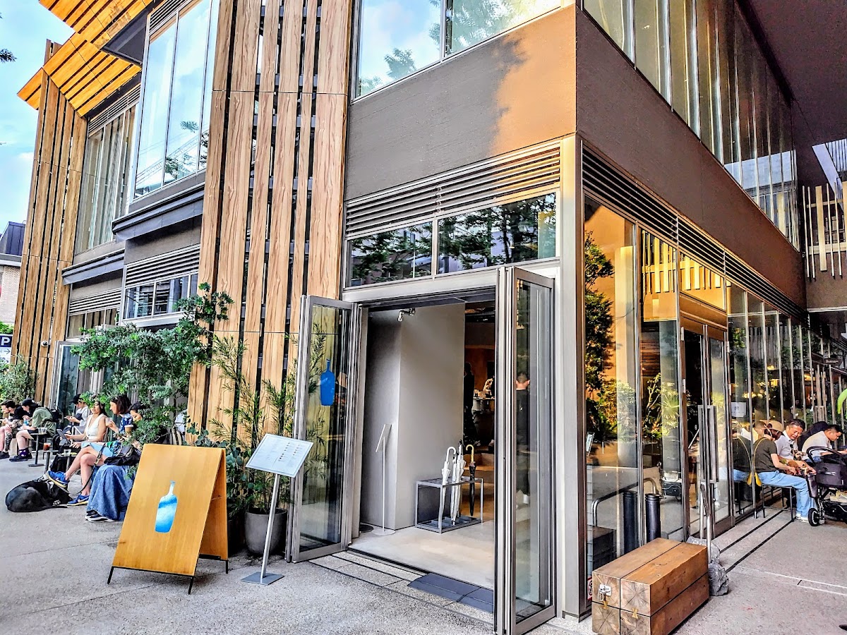Blue Bottle Coffee Shibuya — café photo 1