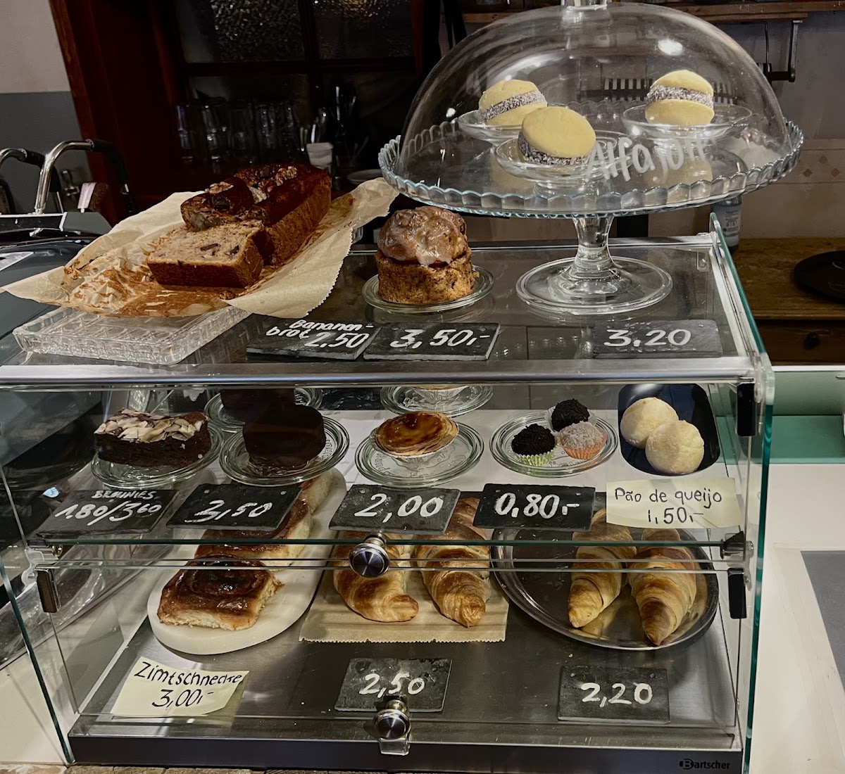 Kaffeebar Graefekiez — café photo 2