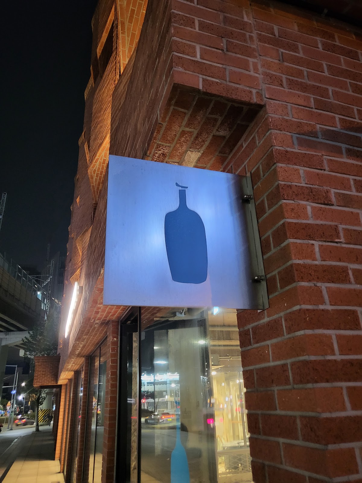 Blue Bottle Coffee Seongdong-gu — café photo 1