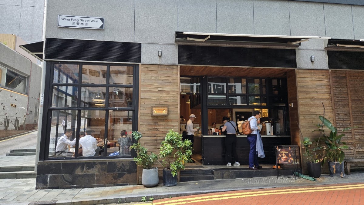 Elephant Grounds Star Street — café photo 1